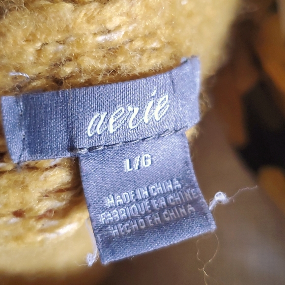 AERIE Sweater in mustard yellow - Picture 6 of 7